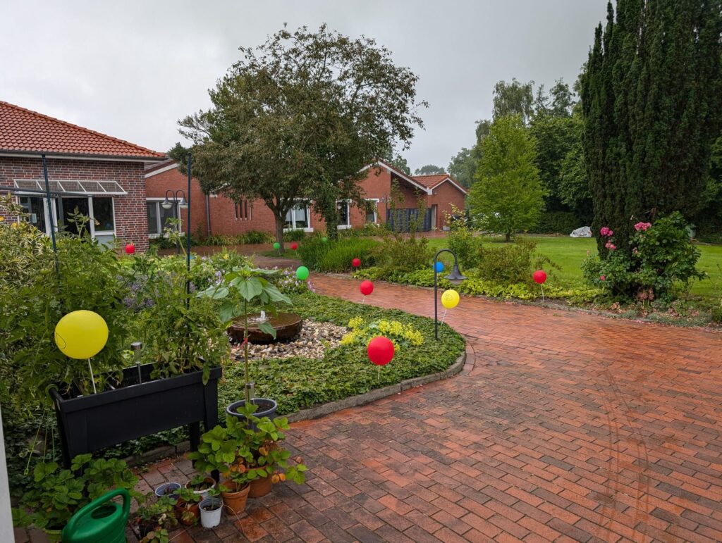 Indoor Sommerparty im Wohnheim 47 30a4daff cd80 4180 b876 bde5728adf41