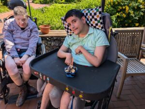 Einmal Eis für alle bitte 11 3808323e 59a6 47b5 94ba 36685461467b