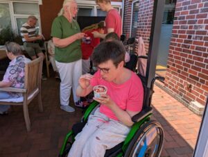 Einmal Eis für alle bitte 9 761c29b6 ef66 46a0 af27 44b717d60800