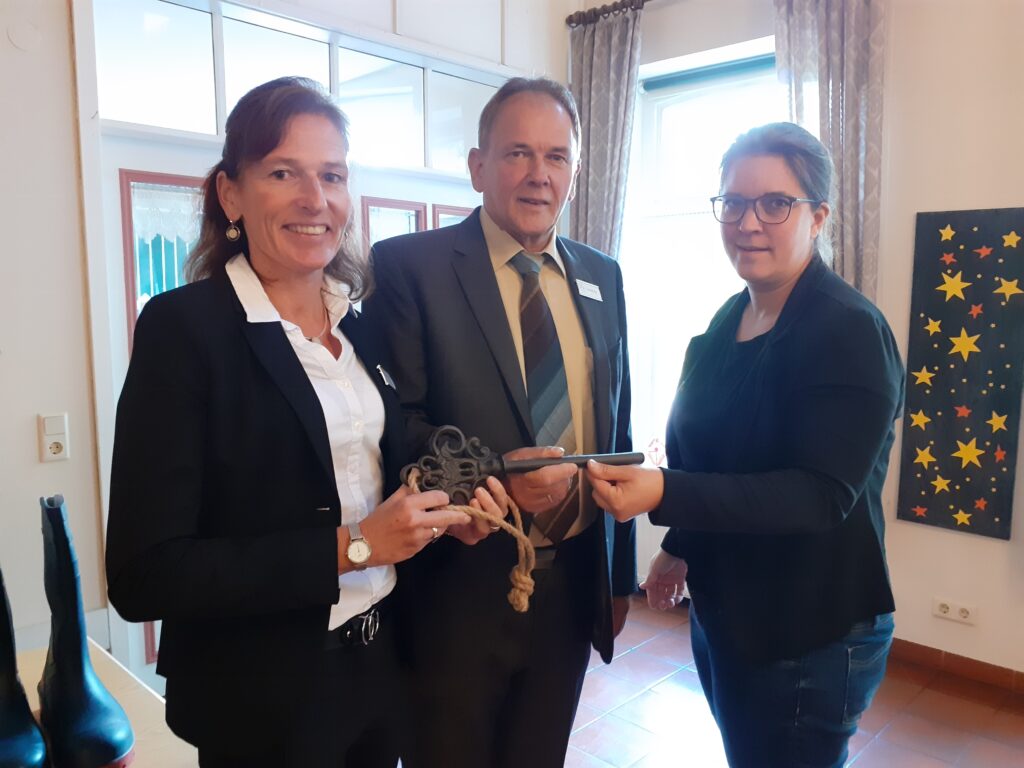 Feierliche Eröffnung unseres Bauprojekts 28 Feierliche Eröffnung unseres Bauprojekts