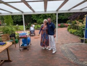 Indoor Sommerparty im Wohnheim 14 f3fc42b0 3e2a 452d 8d56 96c3f15569d9