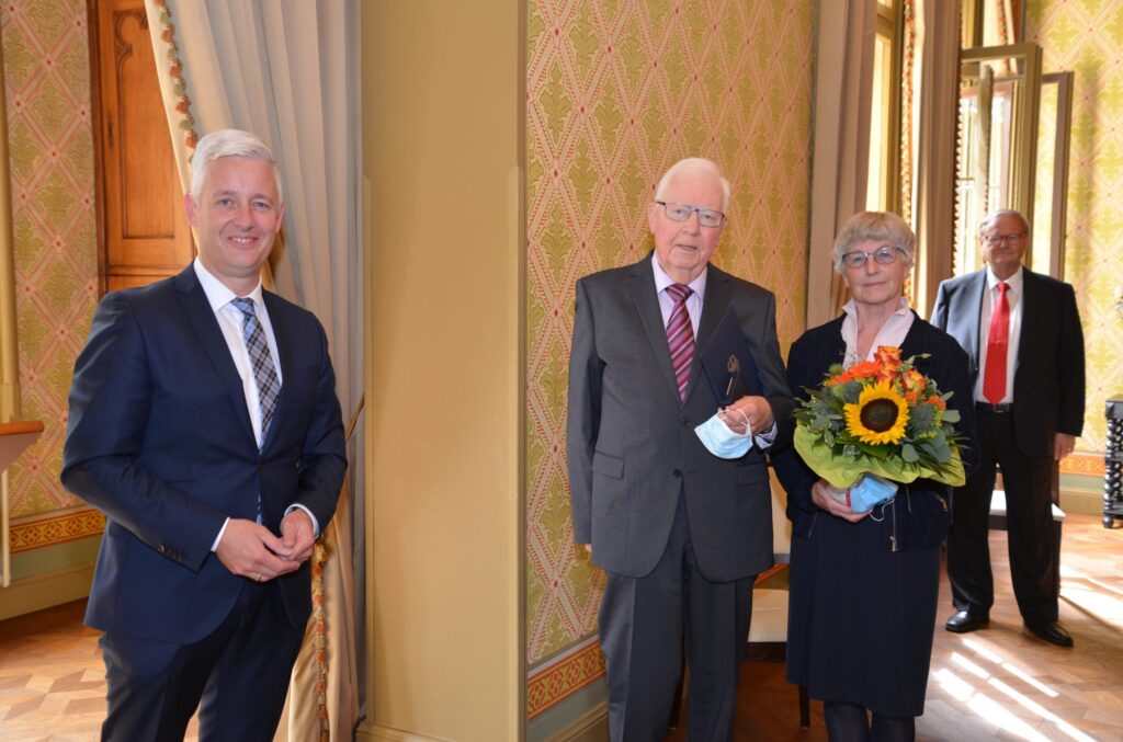 Verleihung des Bundesverdienstkreuzes 6 Verleihung des Bundesverdienstkreuzes