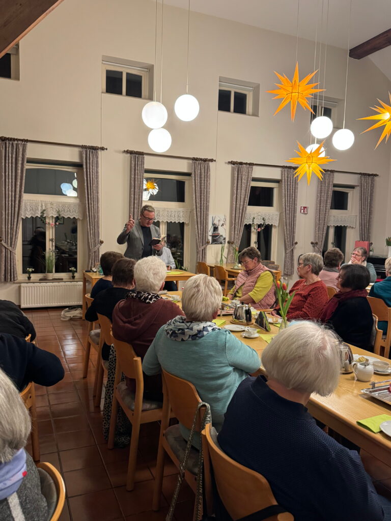 Ein Dank an unsere fleißigen Helferinnen der Teestube 6 IMG 4034